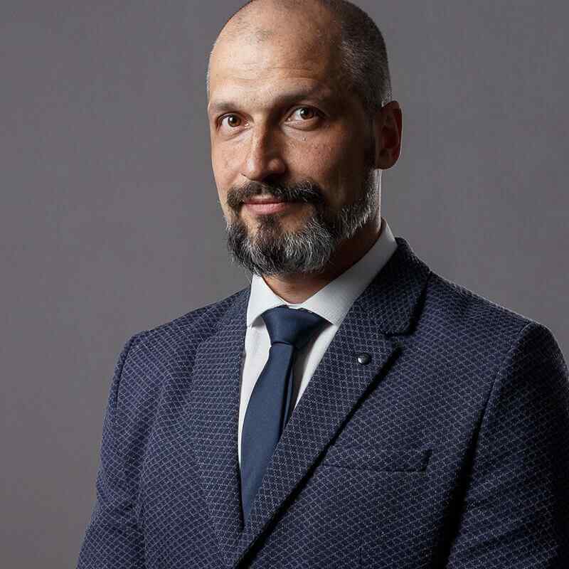 https://lanzalawfirm.com/wp-content/uploads/2019/10/inner_team_01-1.jpg