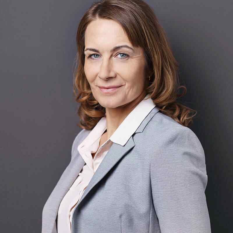 https://lanzalawfirm.com/wp-content/uploads/2019/10/inner_team_02.jpg